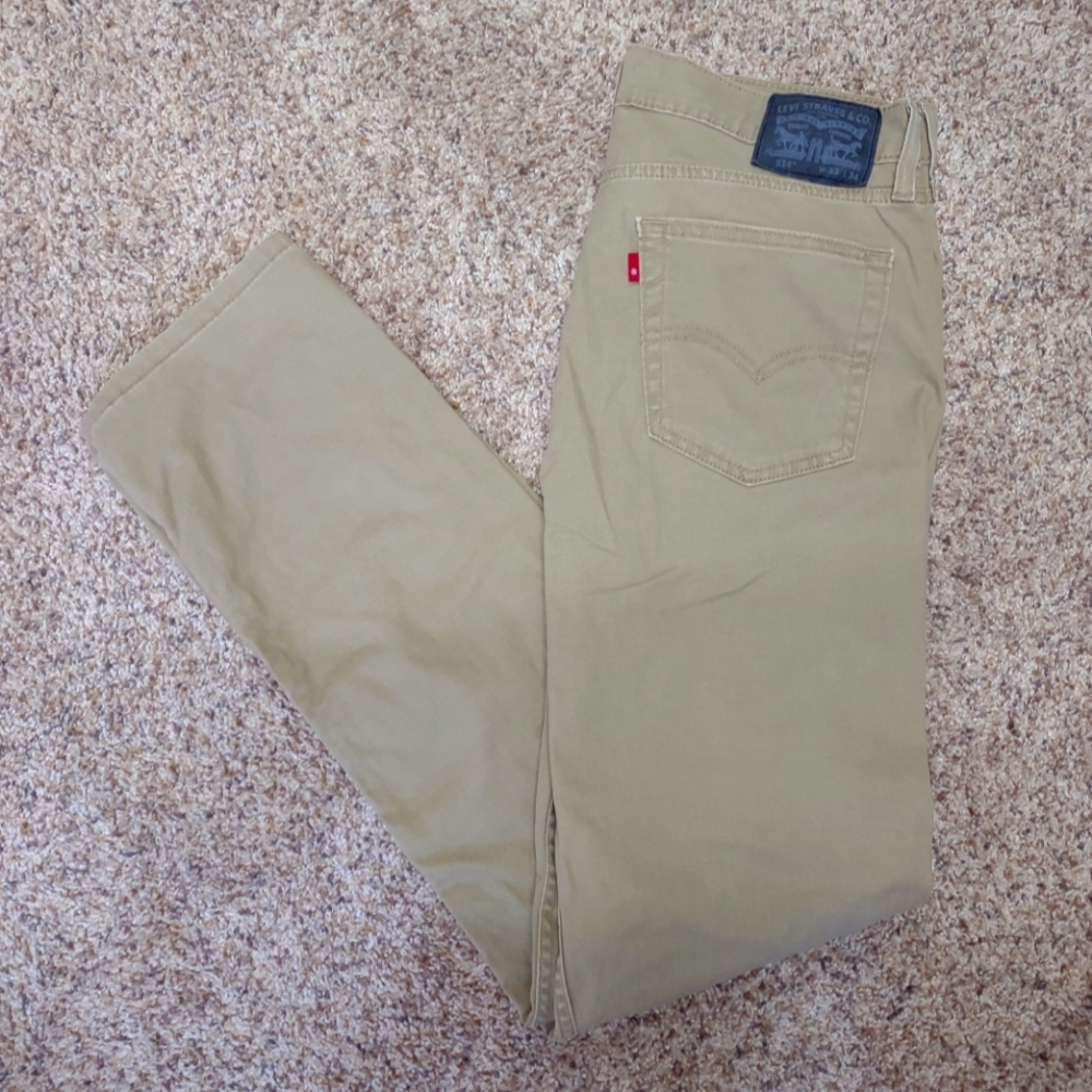 Levi's 514 33x34 tan khaki straight jeans EUC